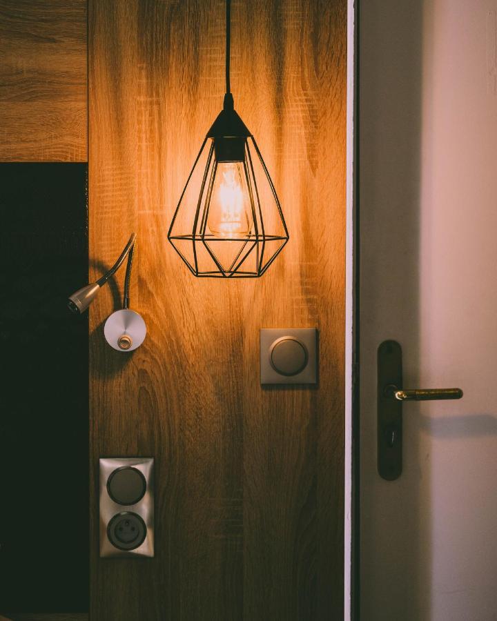 The Originals Boutique, Hotel Du Pont Roupt, Mende Bagian luar foto